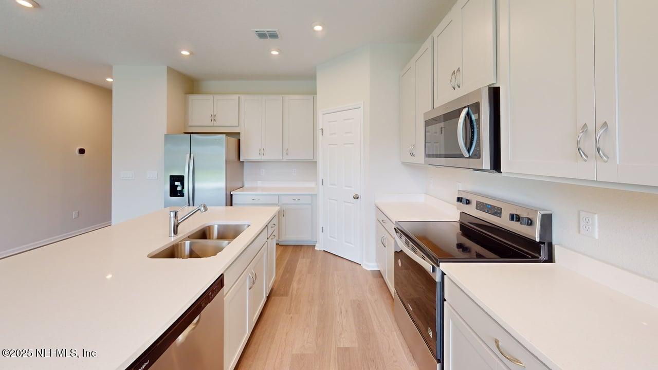 2930 DARLINGTON OAK Road