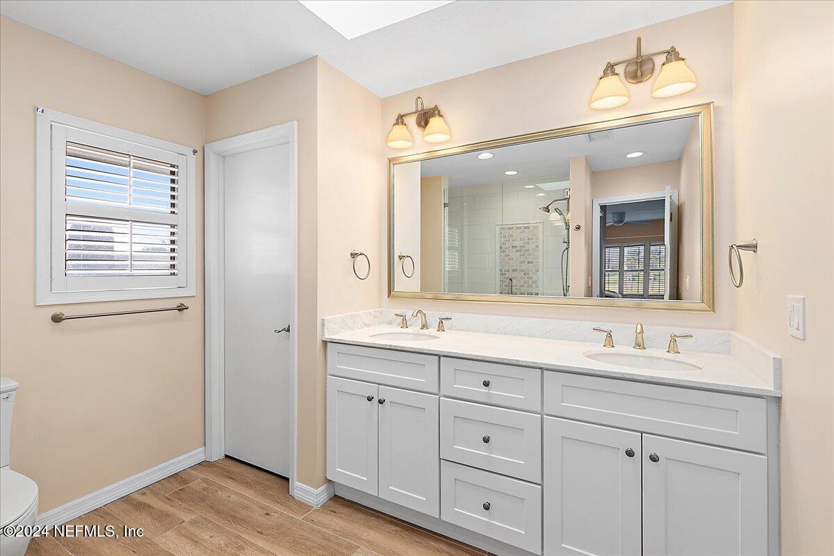 Ponte Vedra Beach, Florida 32082, United States, 3 Bedrooms Bedrooms, ,4 BathroomsBathrooms,Residential,Pending,22140