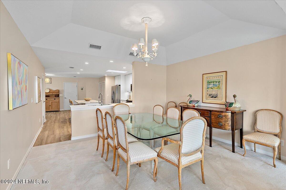 Ponte Vedra Beach, Florida 32082, United States, 3 Bedrooms Bedrooms, ,4 BathroomsBathrooms,Residential,Pending,22140