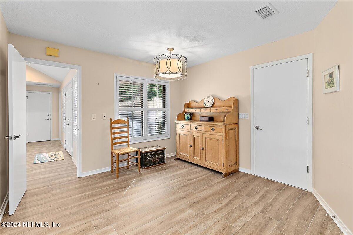 Ponte Vedra Beach, Florida 32082, United States, 3 Bedrooms Bedrooms, ,4 BathroomsBathrooms,Residential,Pending,22140