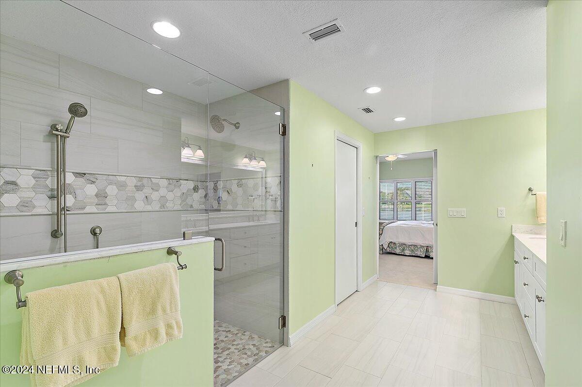 Ponte Vedra Beach, Florida 32082, United States, 3 Bedrooms Bedrooms, ,4 BathroomsBathrooms,Residential,Pending,22140