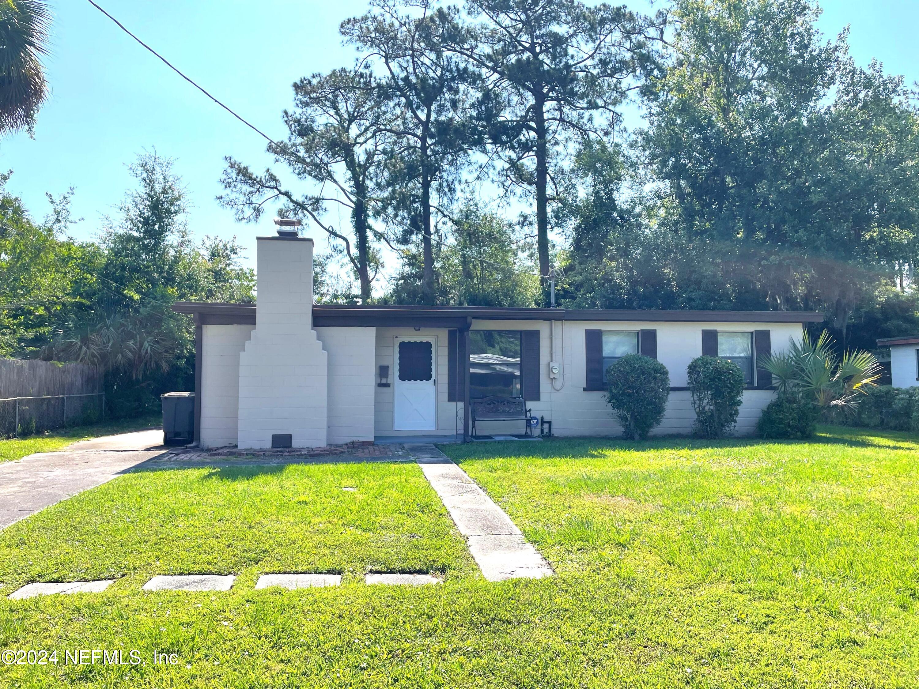 Jacksonville, FL home for sale located at 1967 Ryar Road, Jacksonville, FL 32216