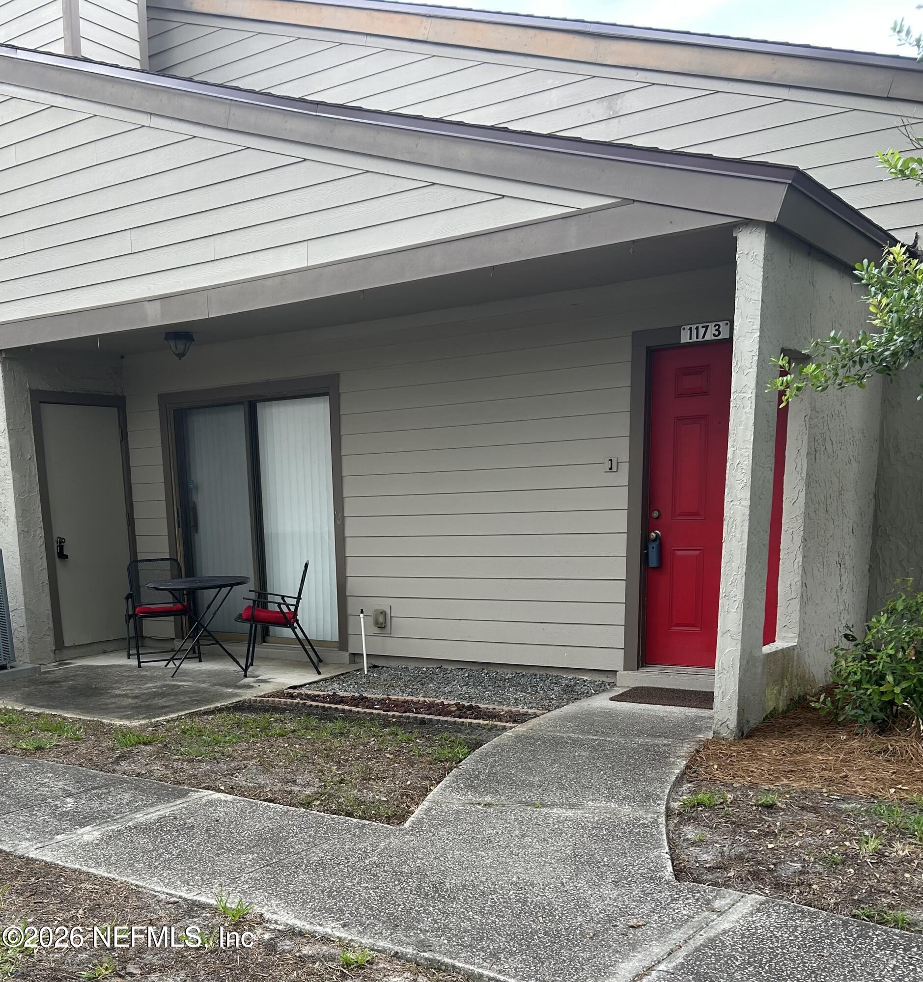 8300 PLAZA GATE Lane S 1173