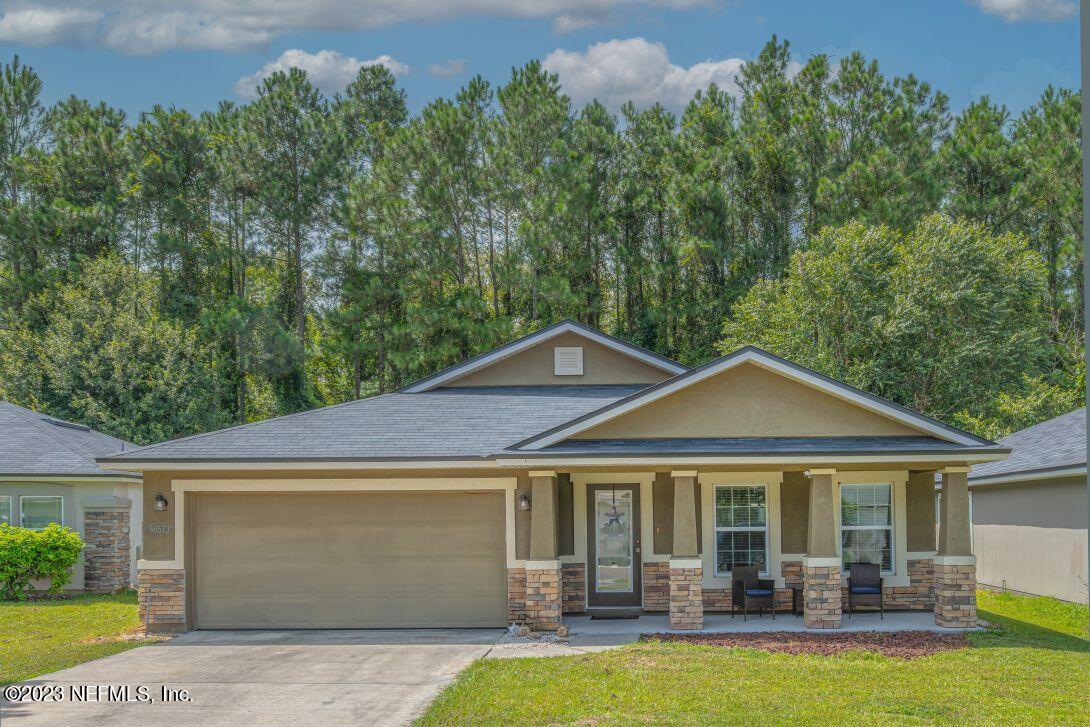 YULEE, FL home for sale located at 96573 COMMODORE POINT DR, YULEE, FL 32097