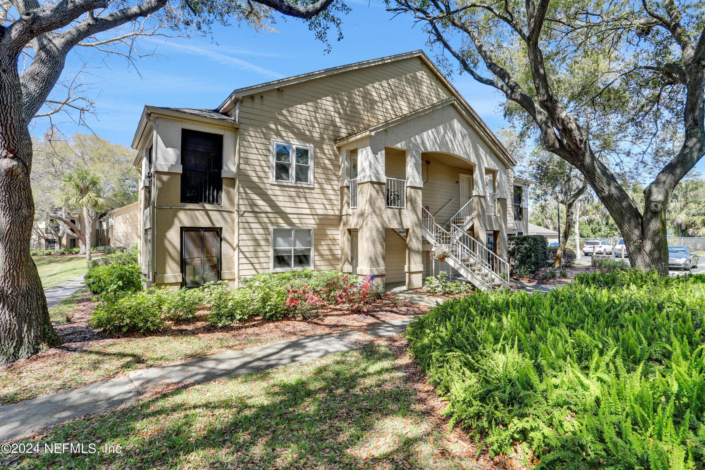 Ponte Vedra Beach, FL home for sale located at 9 Arbor Club Drive Unit 209, Ponte Vedra Beach, FL 32082