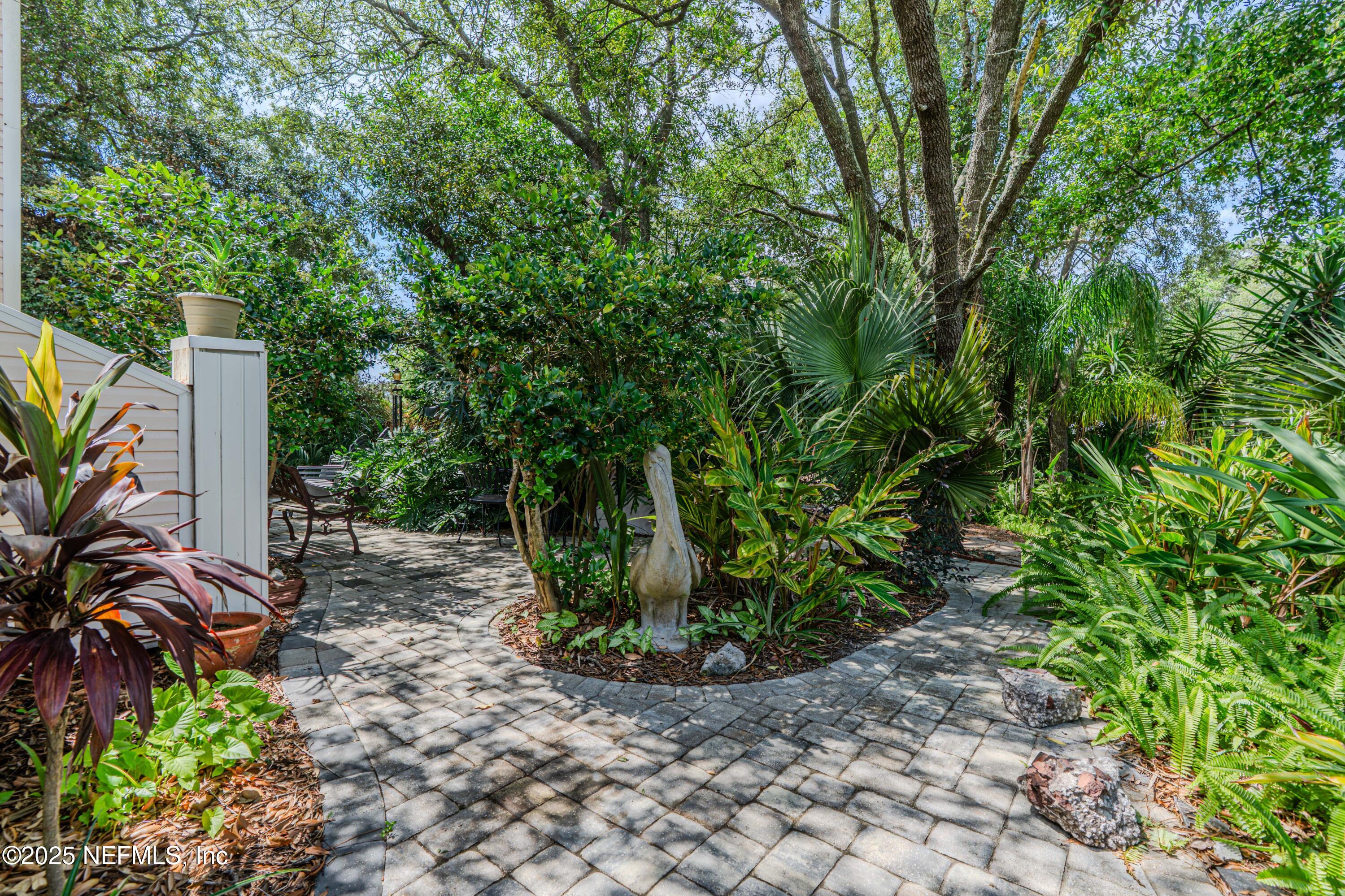 335 SUNRISE Circle