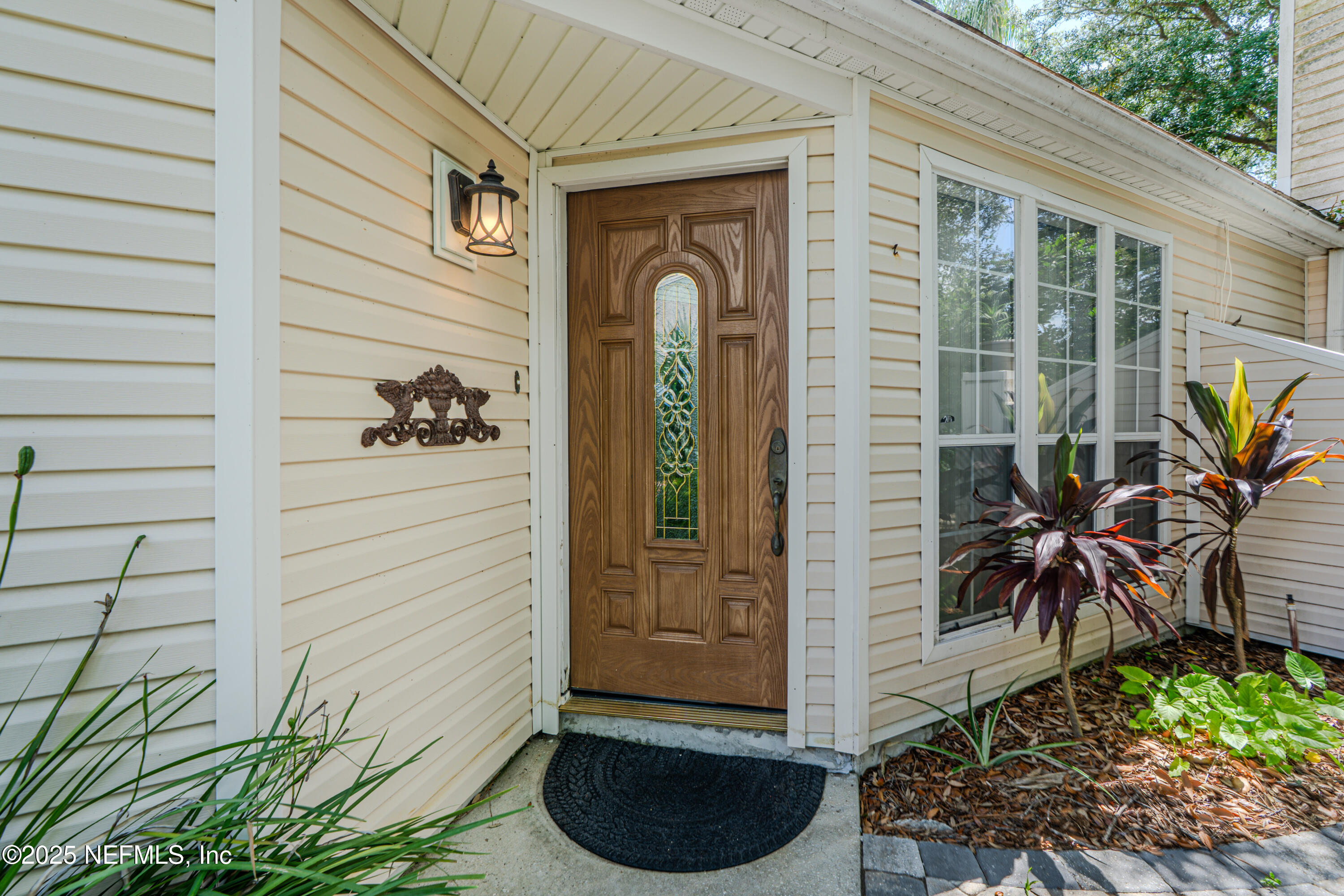 335 SUNRISE Circle