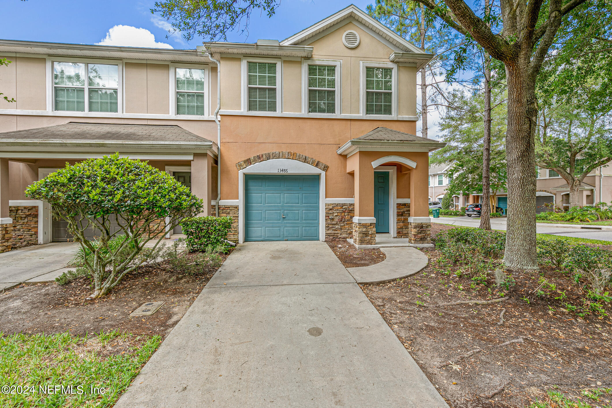 Jacksonville, FL home for sale located at 13486 Pavilion Court, Jacksonville, FL 32258