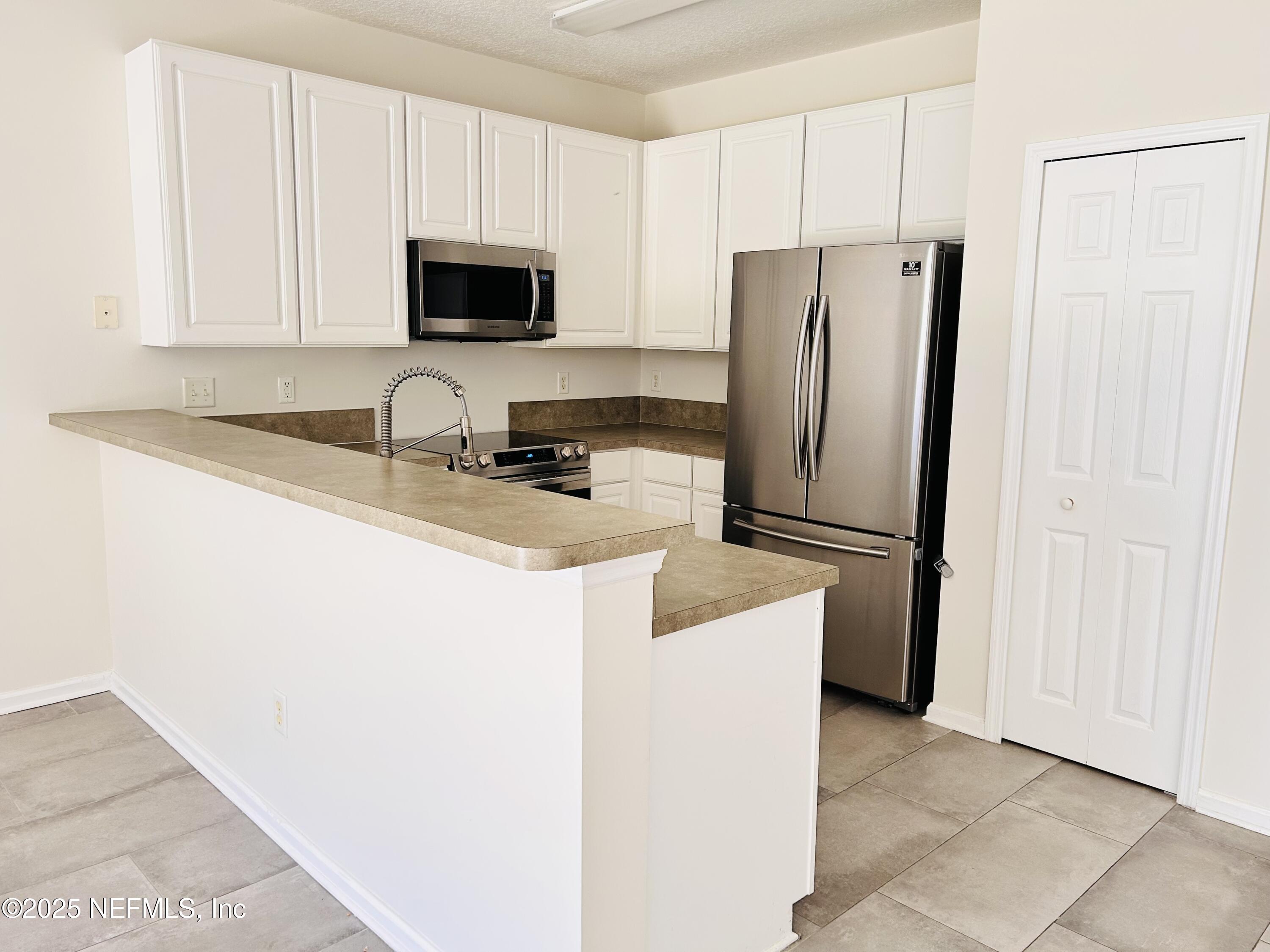 8617 RIBBON FALLS Lane