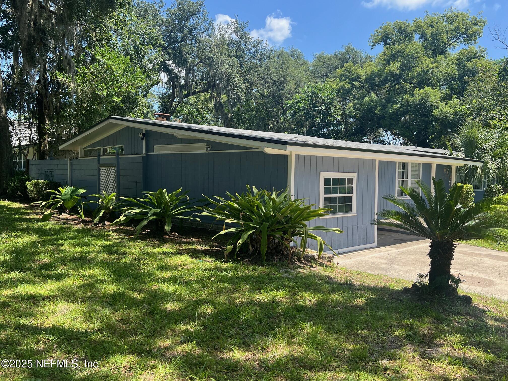 6231 RIVIERA MANOR Drive