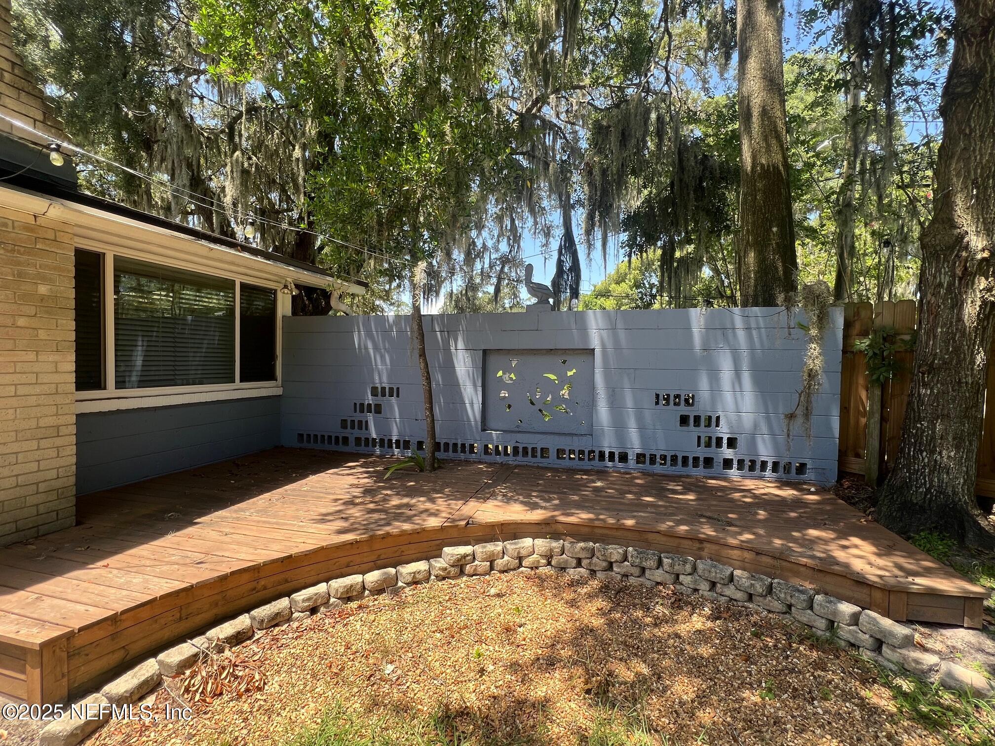 6231 RIVIERA MANOR Drive