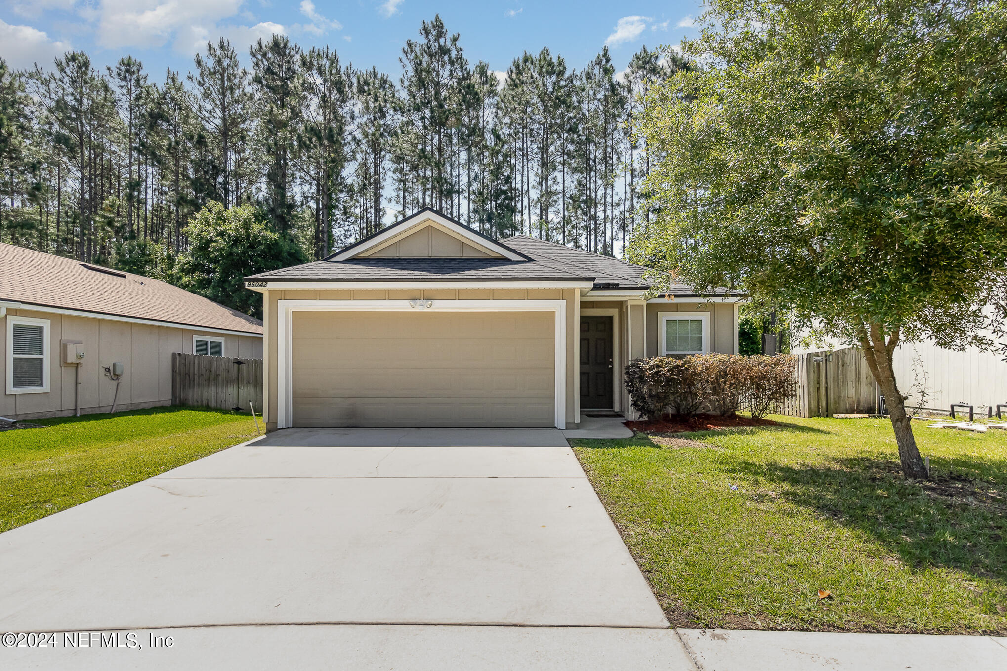 Yulee, FL home for sale located at 96042 Stoney Glen Court, Yulee, FL 32097