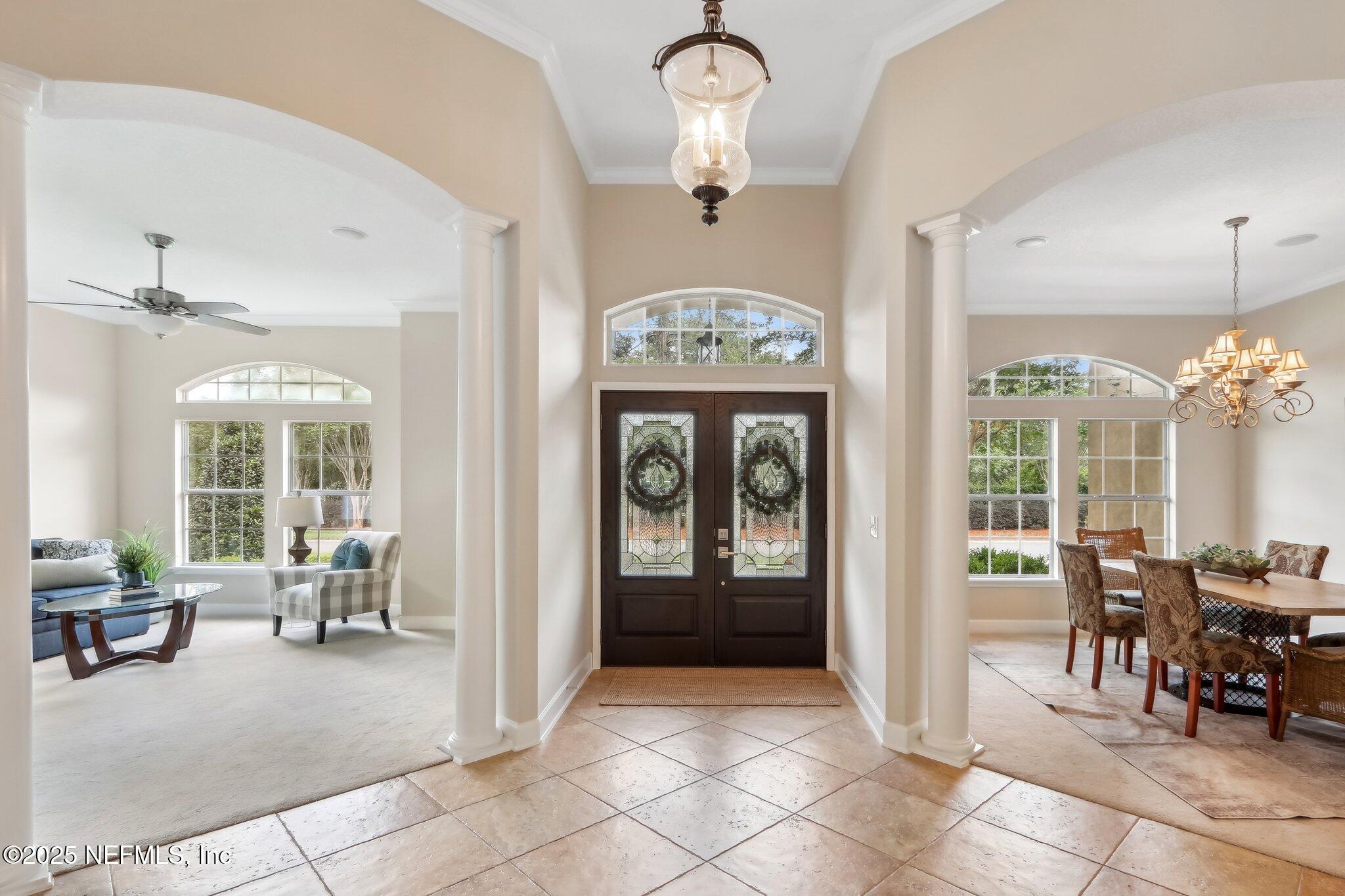 2214 LINKS Drive
