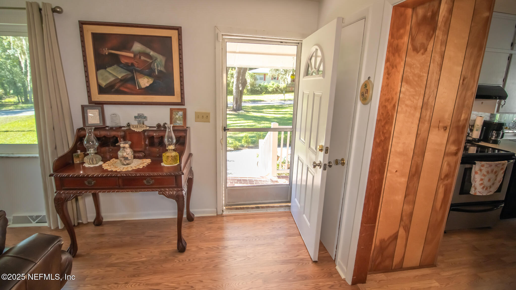 150 SW FAIRWAY Drive