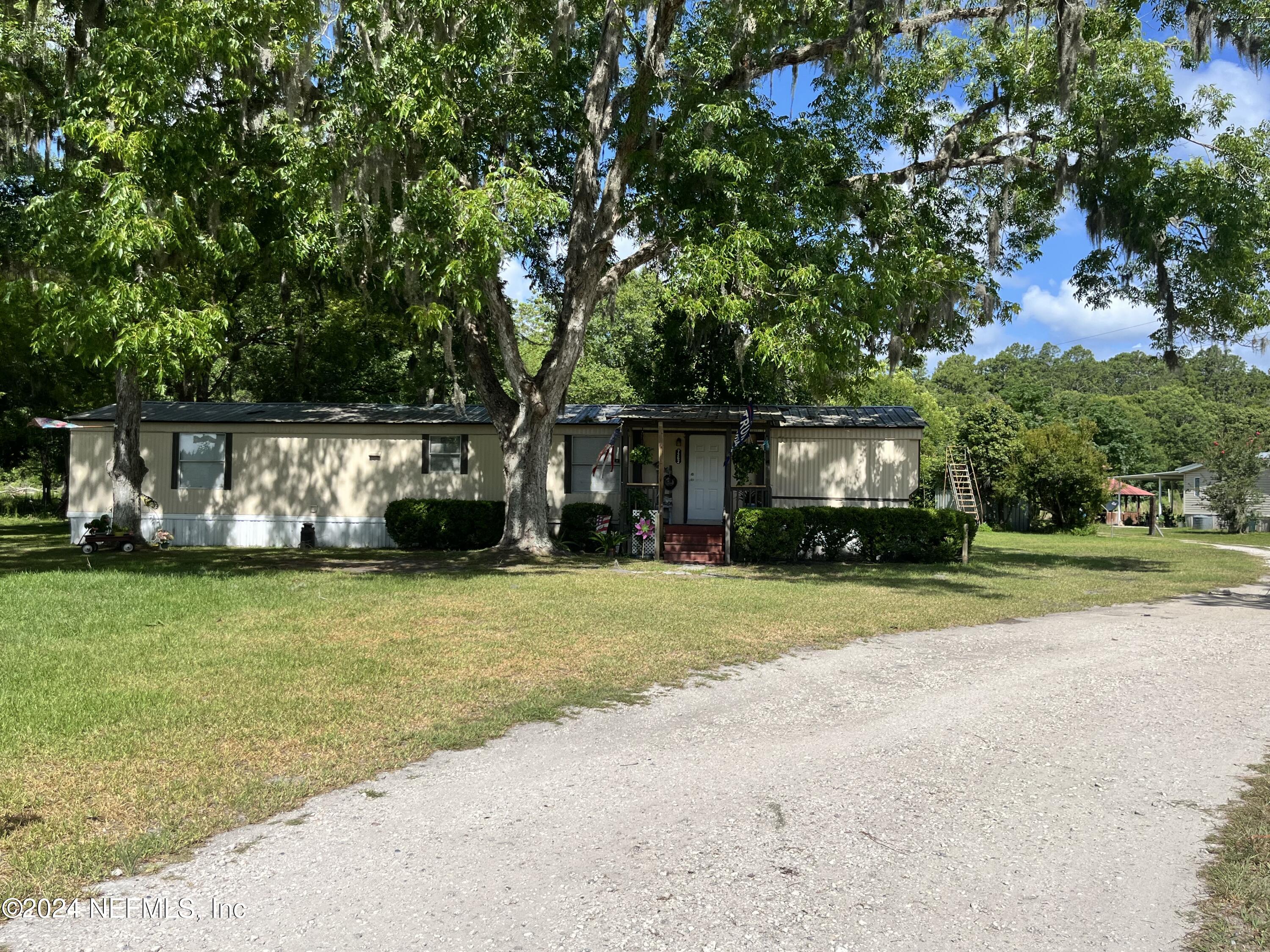 7318 SE STATE ROAD 100