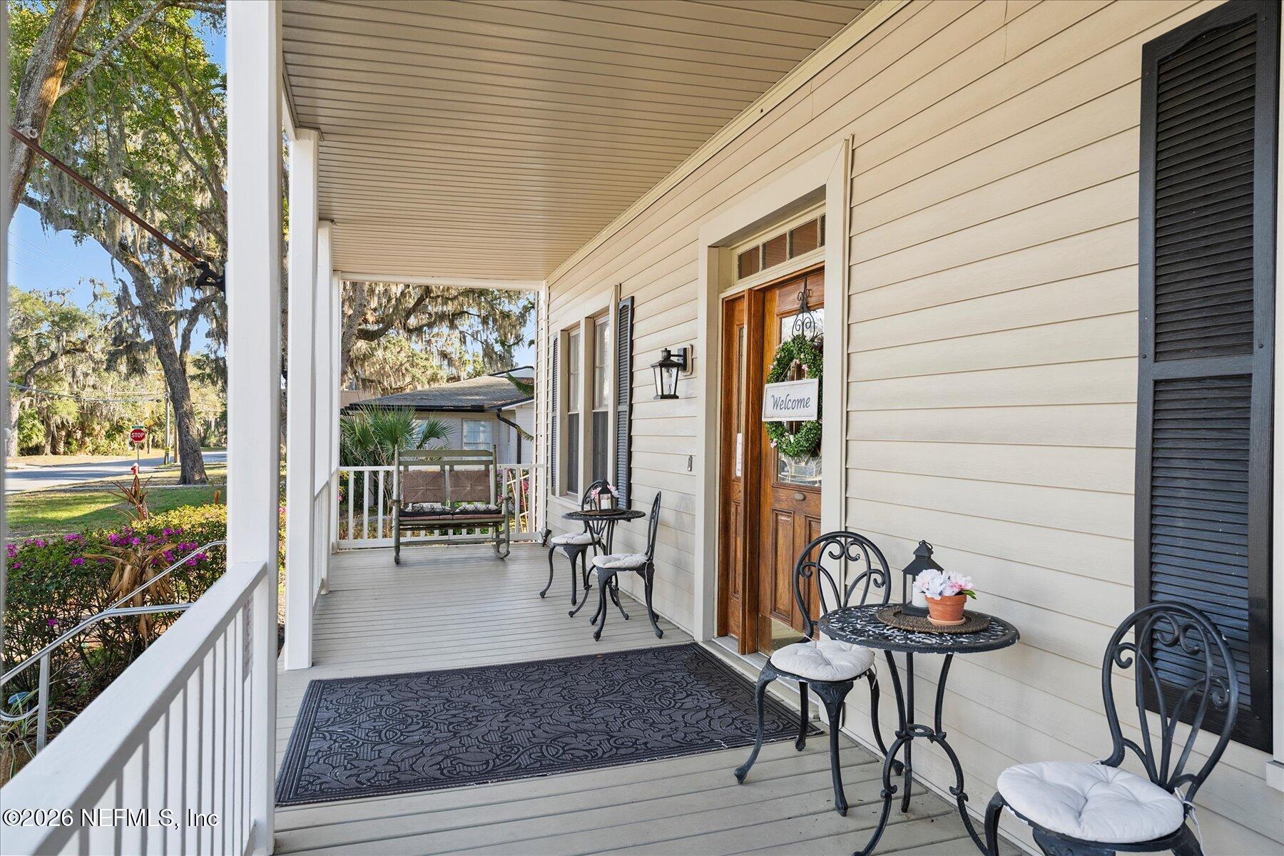 103 S MAGNOLIA Avenue