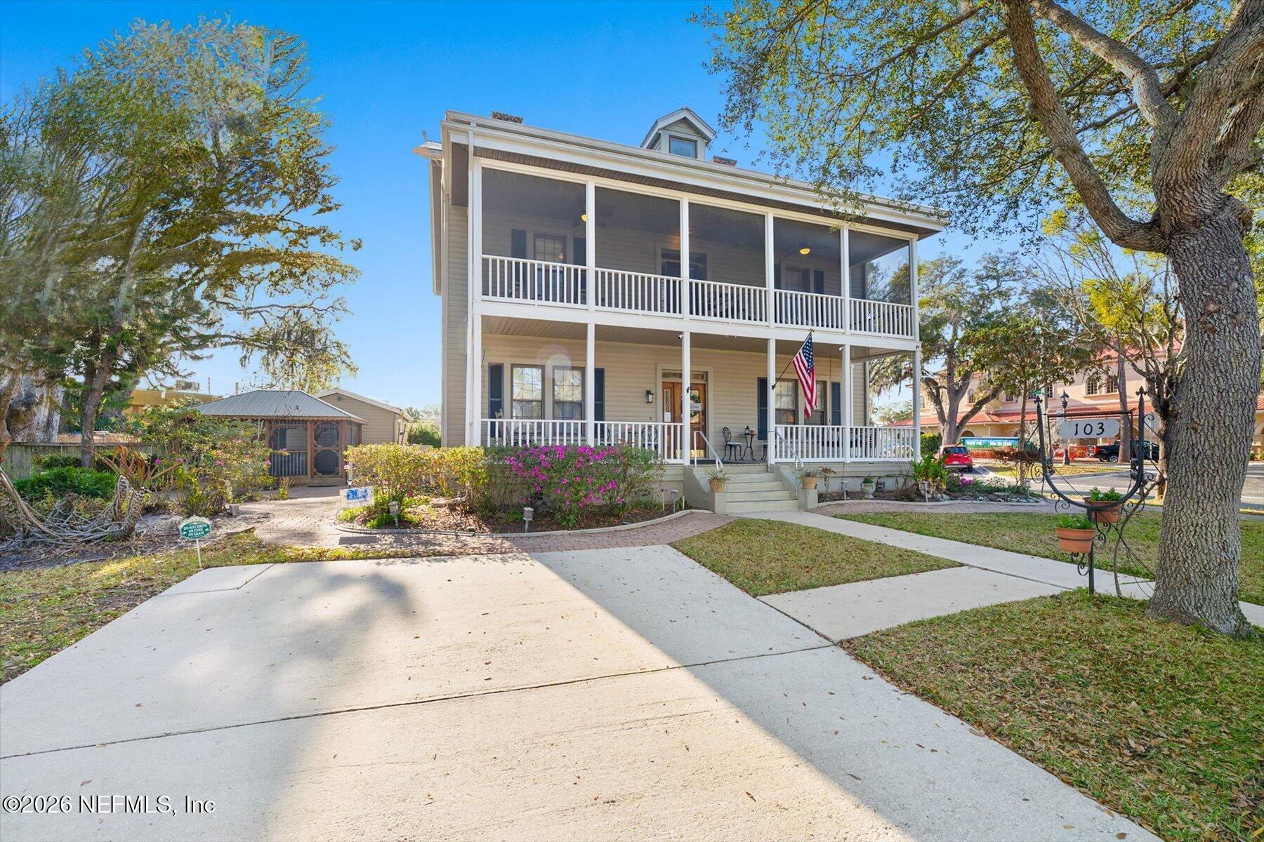 103 S MAGNOLIA Avenue