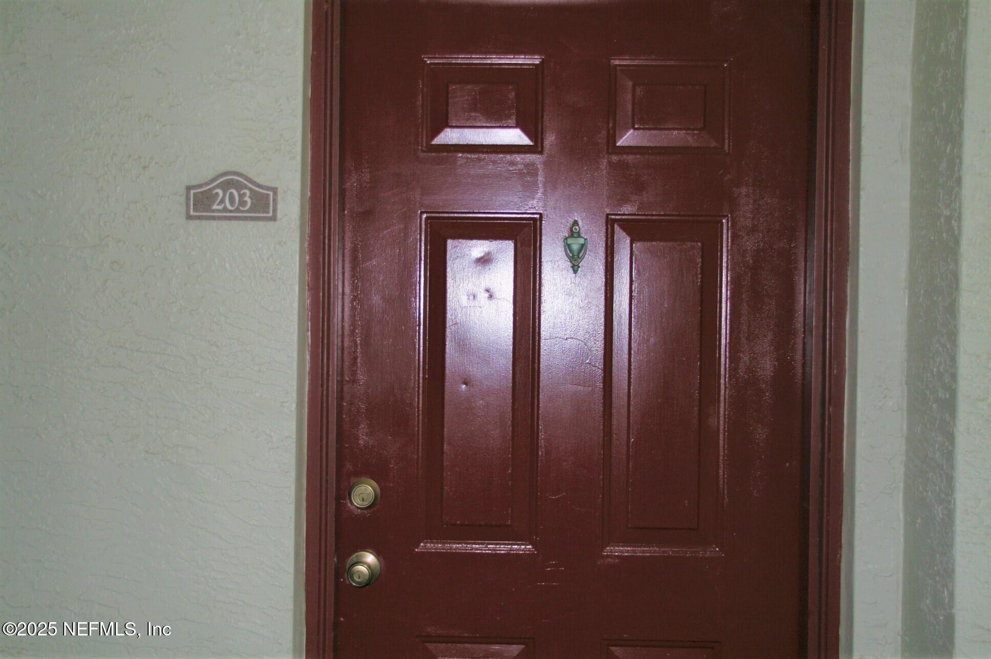 4035 GRANDE VISTA Boulevard 203