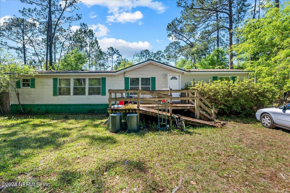 Middleburg, FL home for sale located at 2262 S Mimosa Avenue, Middleburg, FL 32068