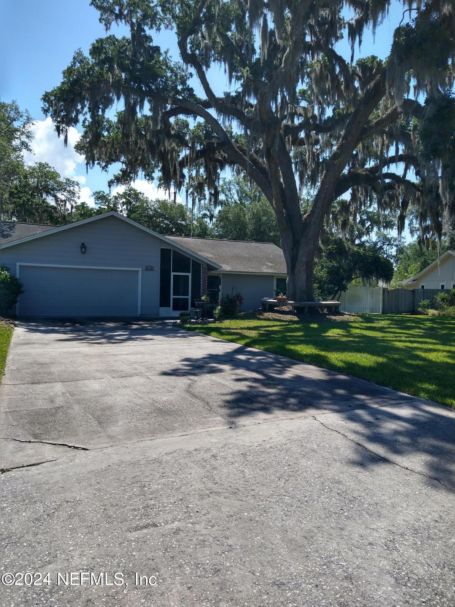 Fleming Island, FL home for sale located at 6543 Oak Drive, Fleming Island, FL 32003