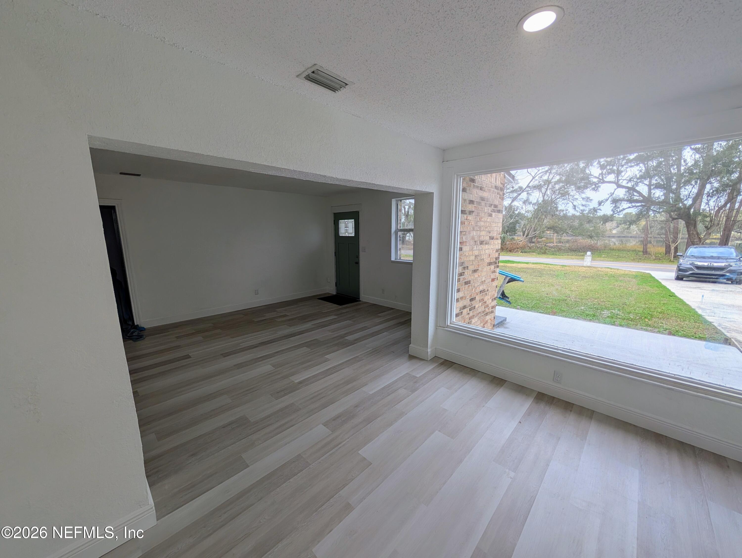 1454 RIBAULT SCENIC Drive