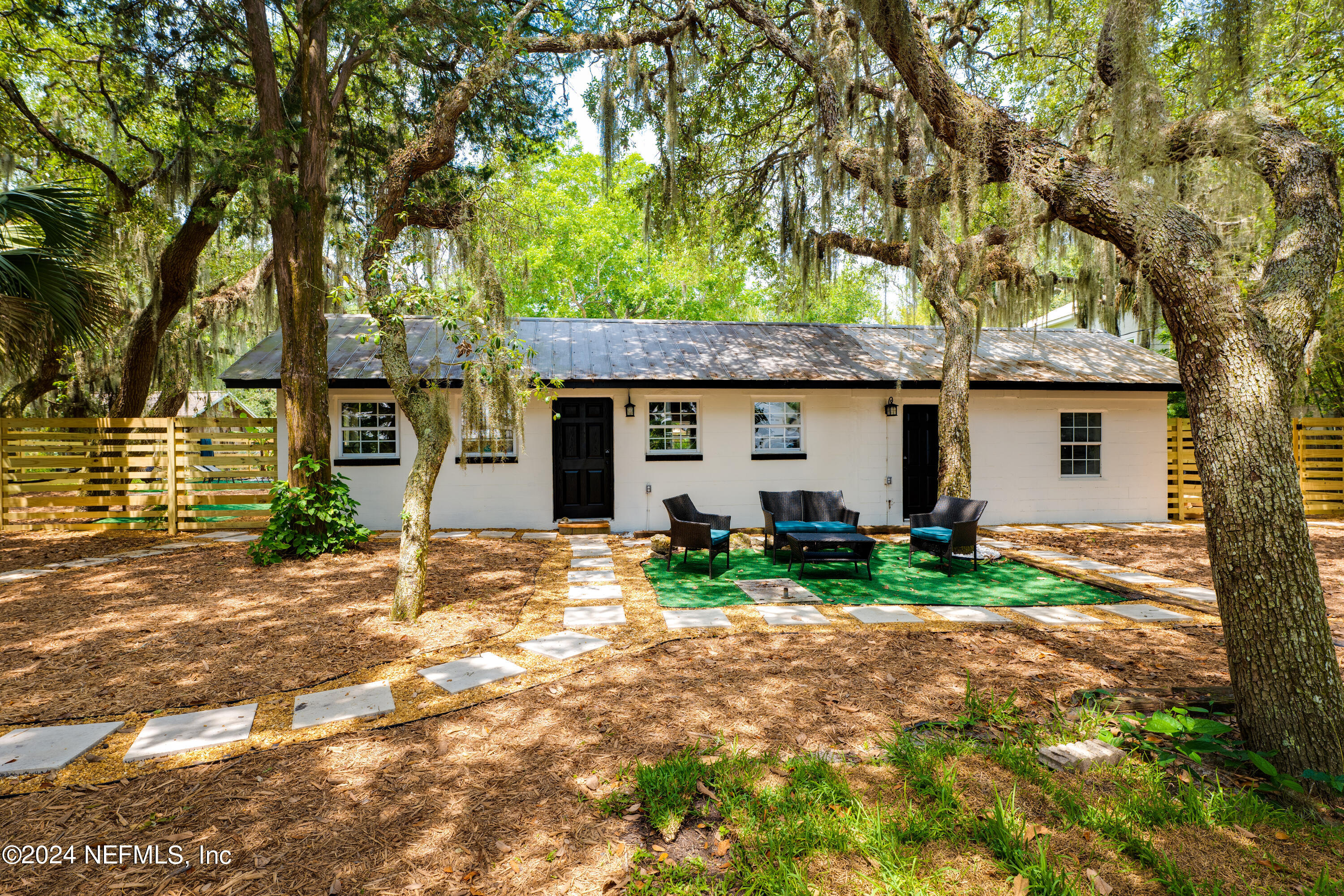 St Augustine, FL home for sale located at 2535 Hydrangea Street, St Augustine, FL 32080