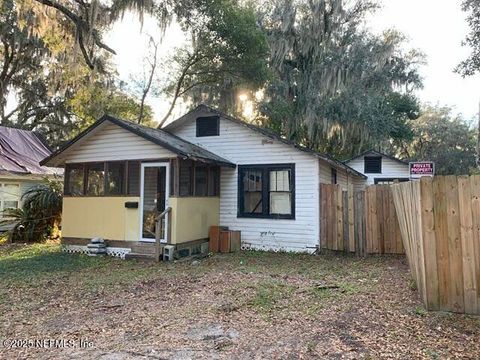8728 1ST Avenue Jacksonville FL 32208
