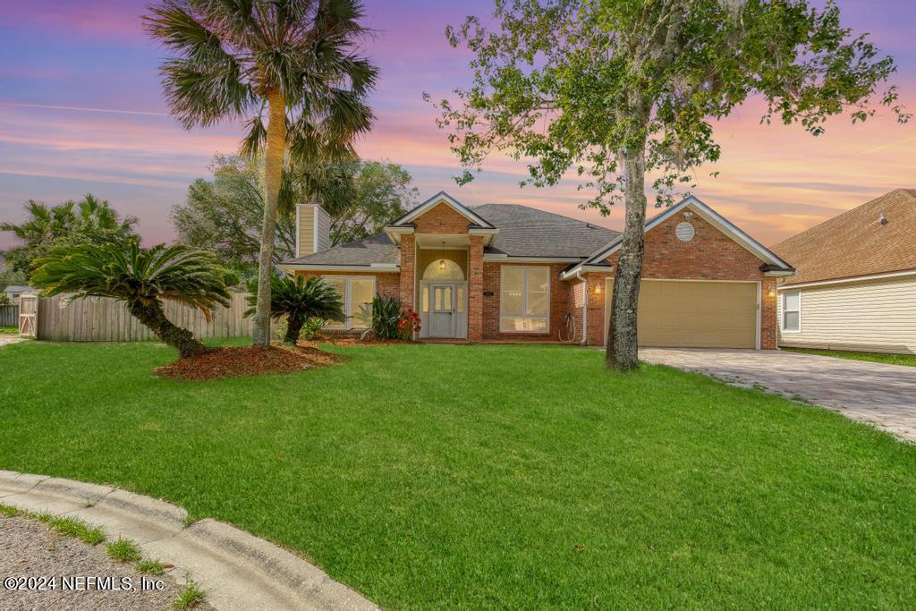 Jacksonville, FL home for sale located at 5544 Dover Crest Lane, Jacksonville, FL 32258
