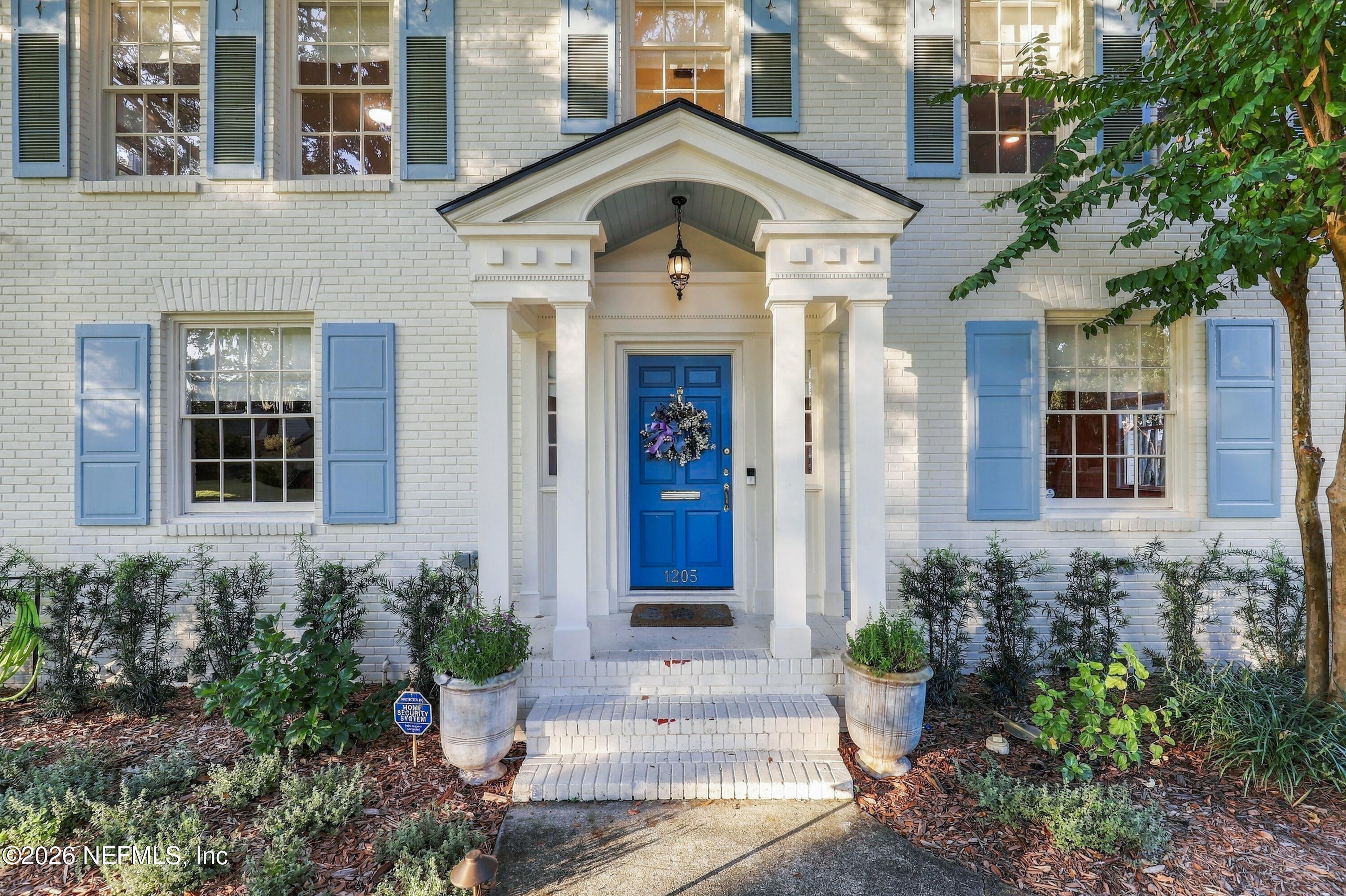 1205 MAPLETON Road
