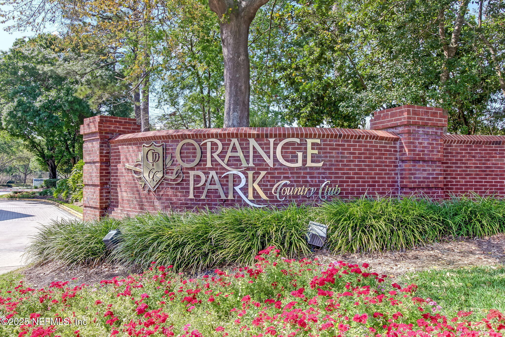 323 LEGACY Drive
