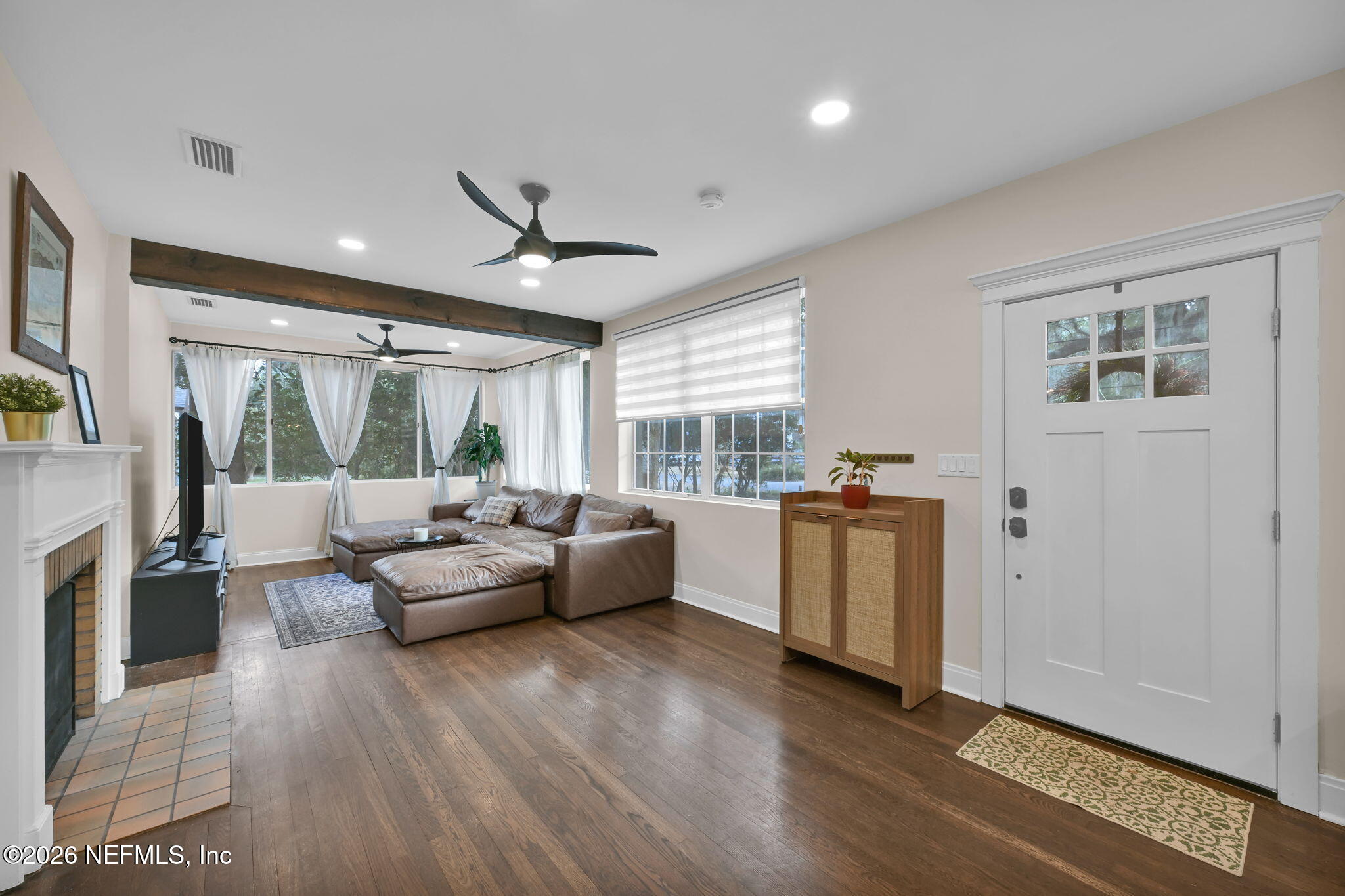 2721 ALGONQUIN Avenue