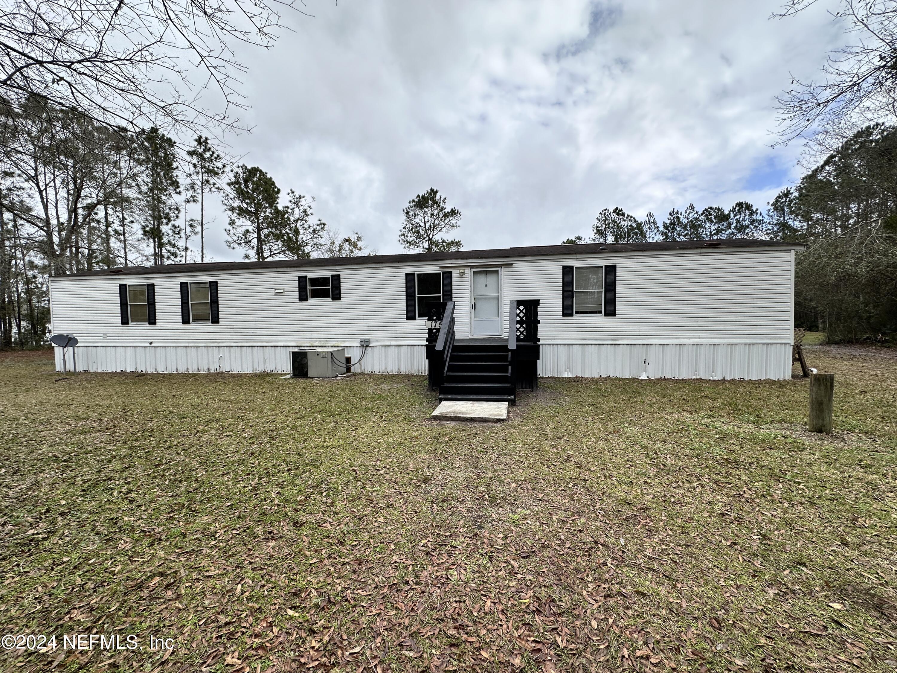 Photo 1 of 14 — 1757 FREEDOM Drive, Middleburg, FL 32068