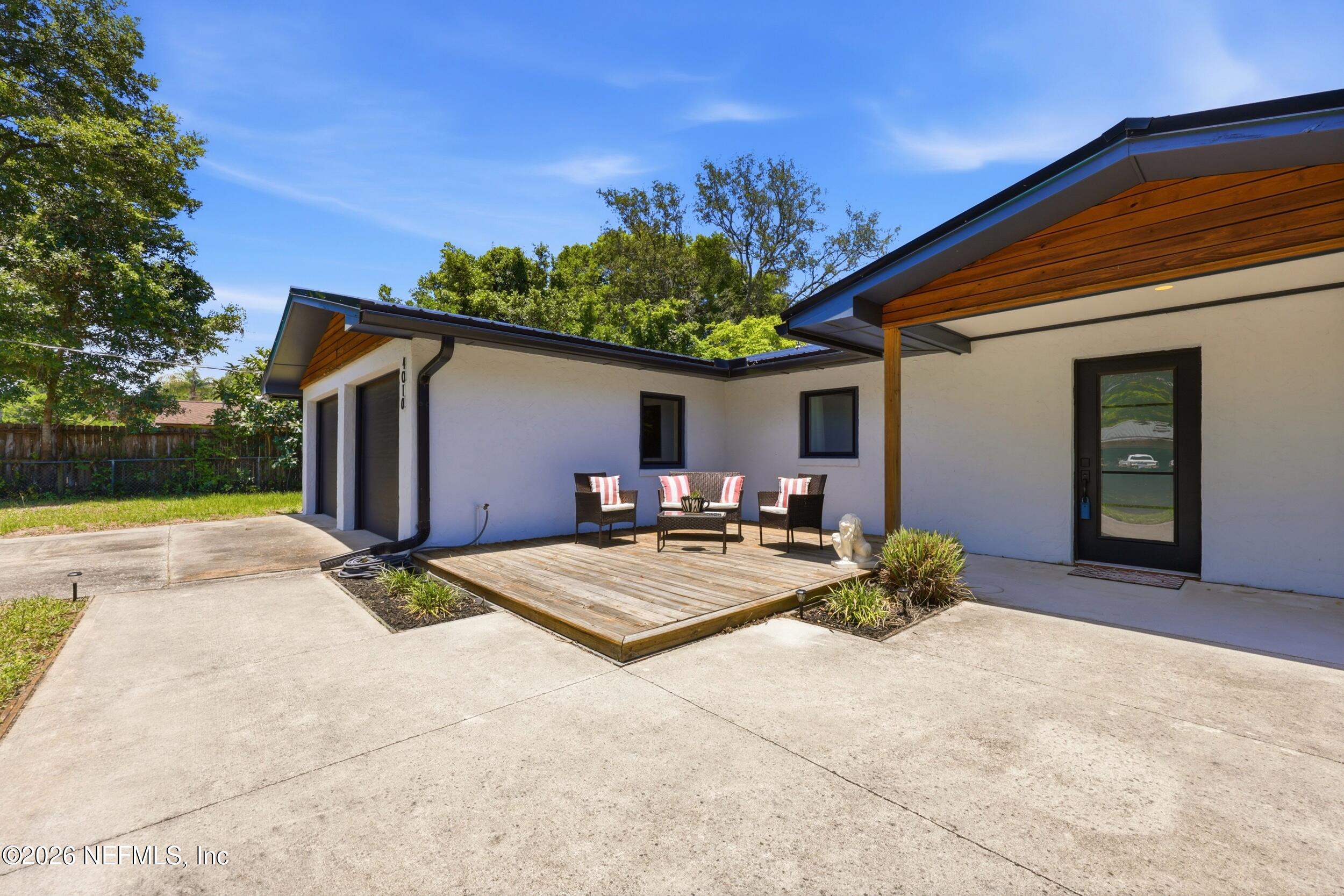 4010 BARBARA Terrace