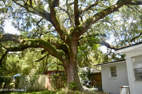 A home in Jacksonville