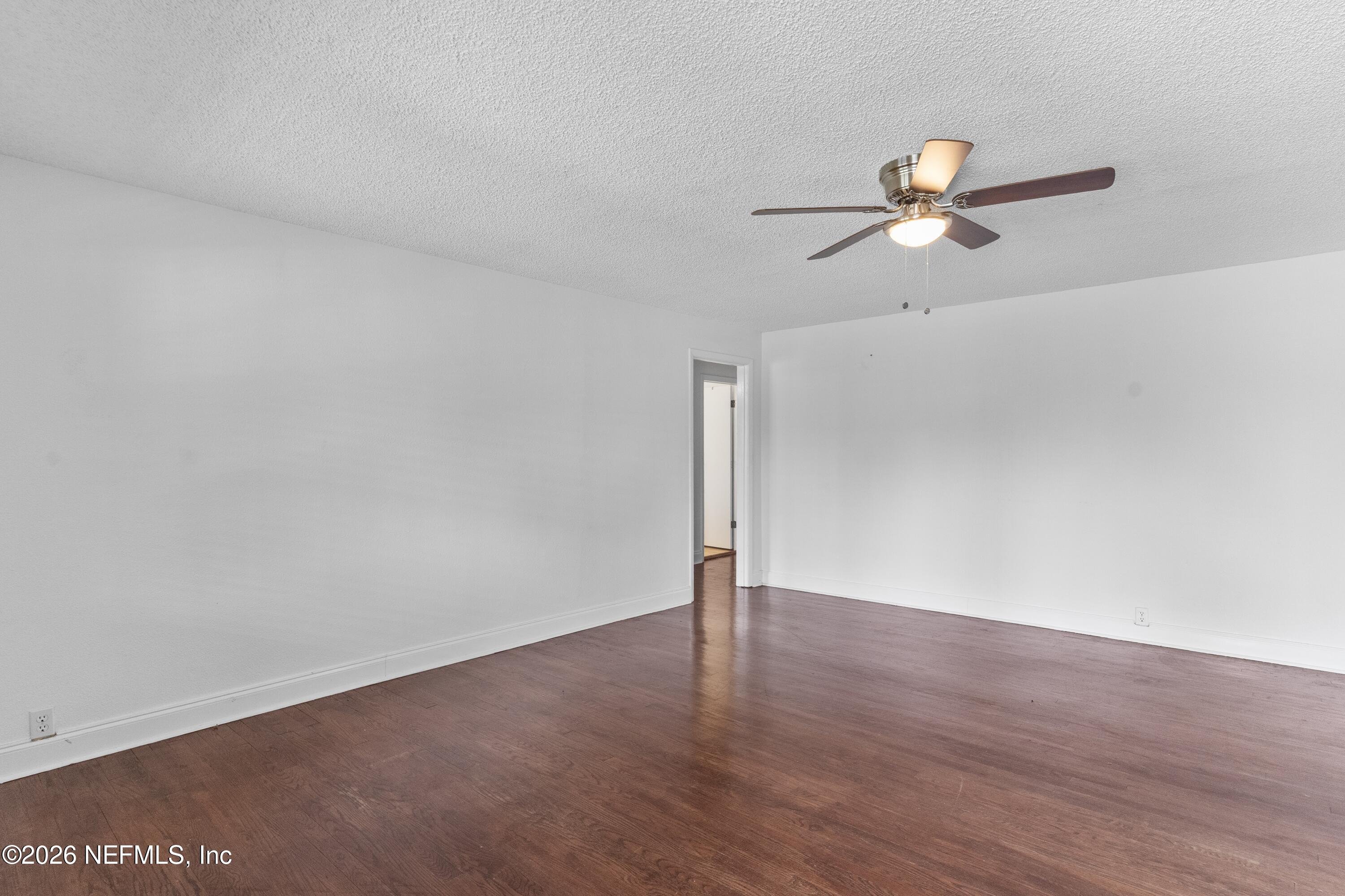 164 6TH Street N