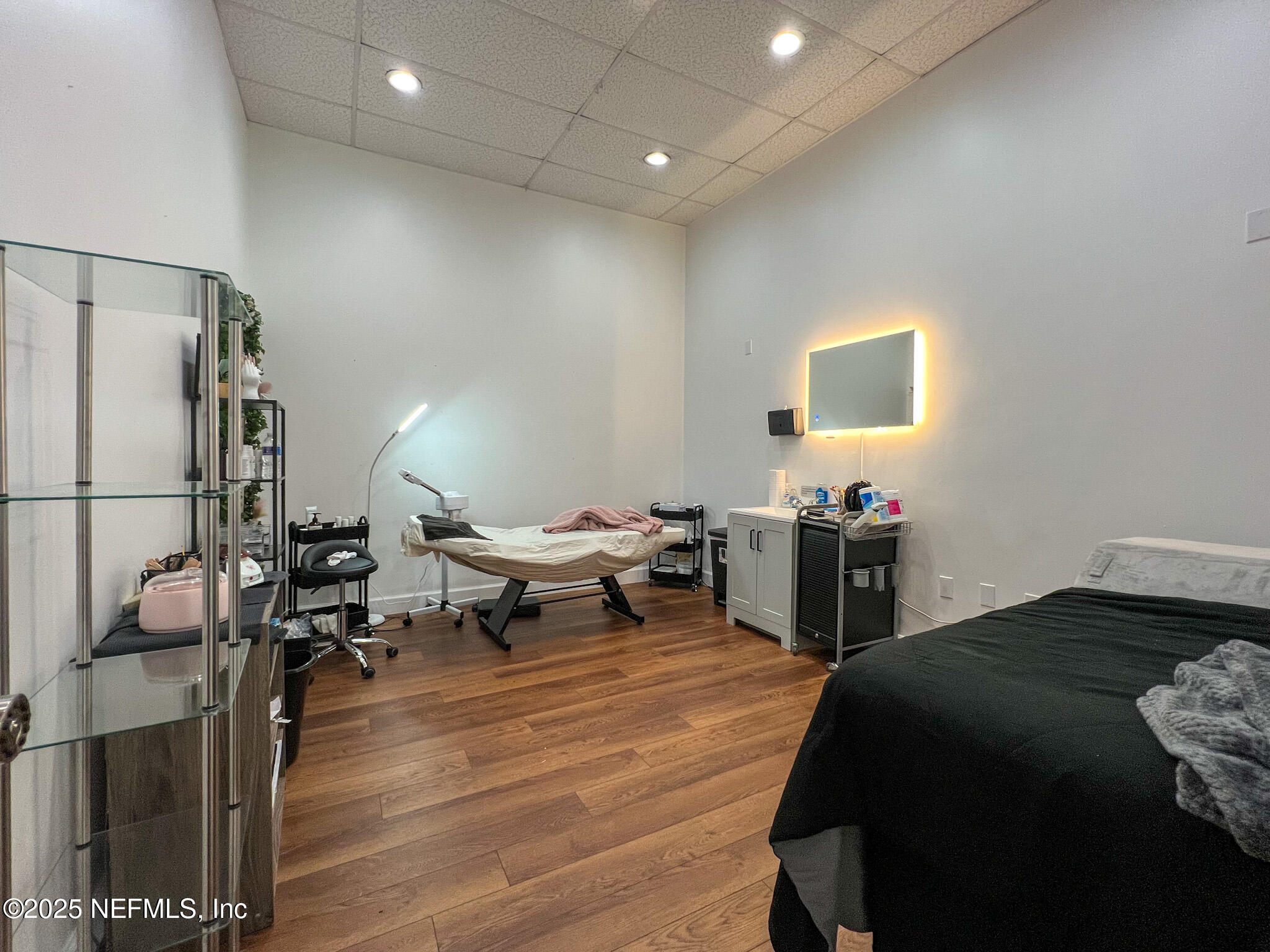 4178 HERSCHEL Street 102