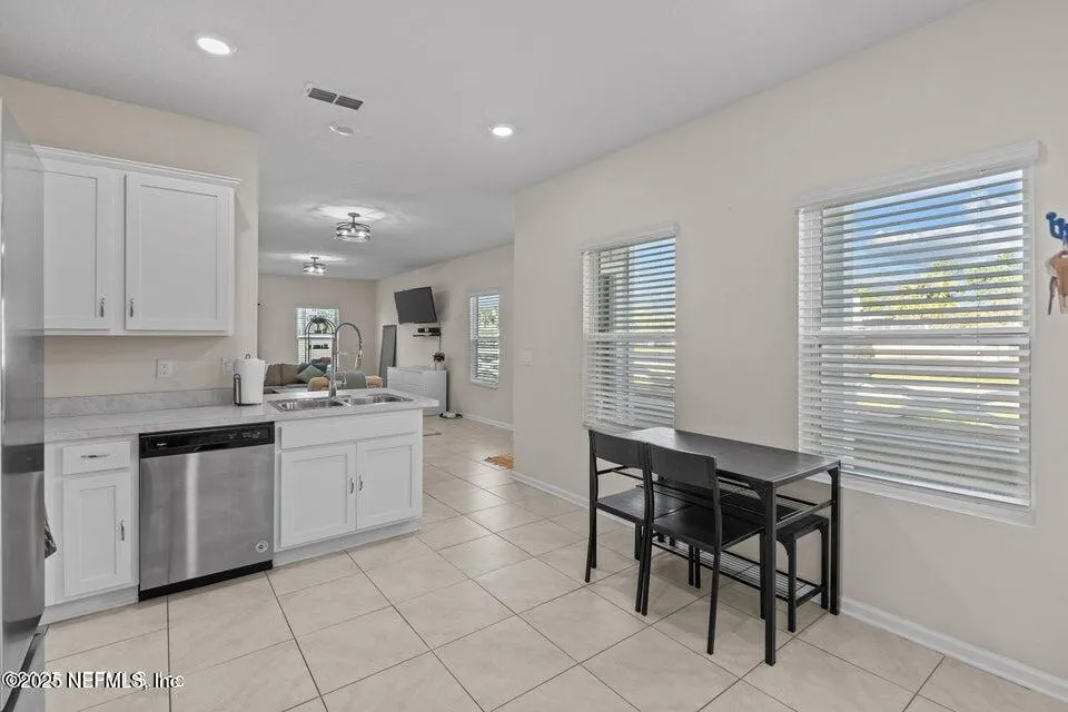Jacksonville, Florida 32218, United States, 3 Bedrooms Bedrooms, ,3 BathroomsBathrooms,Residential,Active,142620