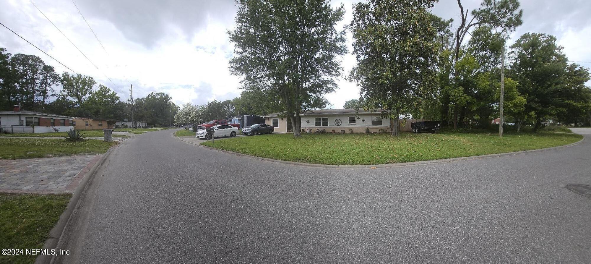 Jacksonville, FL home for sale located at 3911 Rosetree Drive, Jacksonville, FL 32207