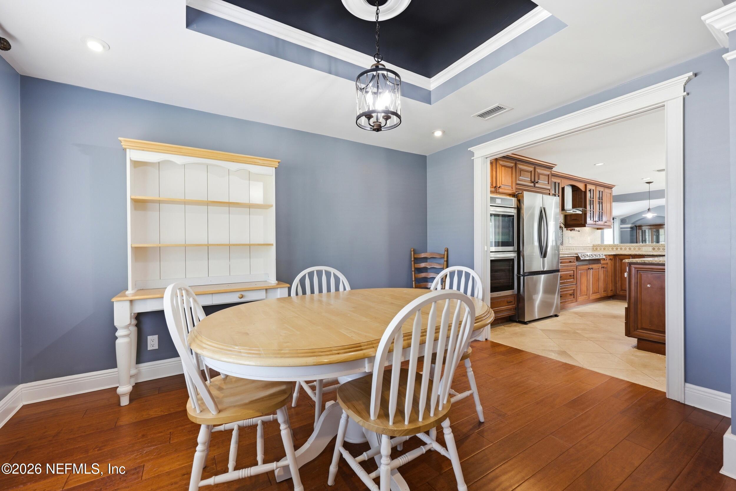 7645 OAK FOREST Road