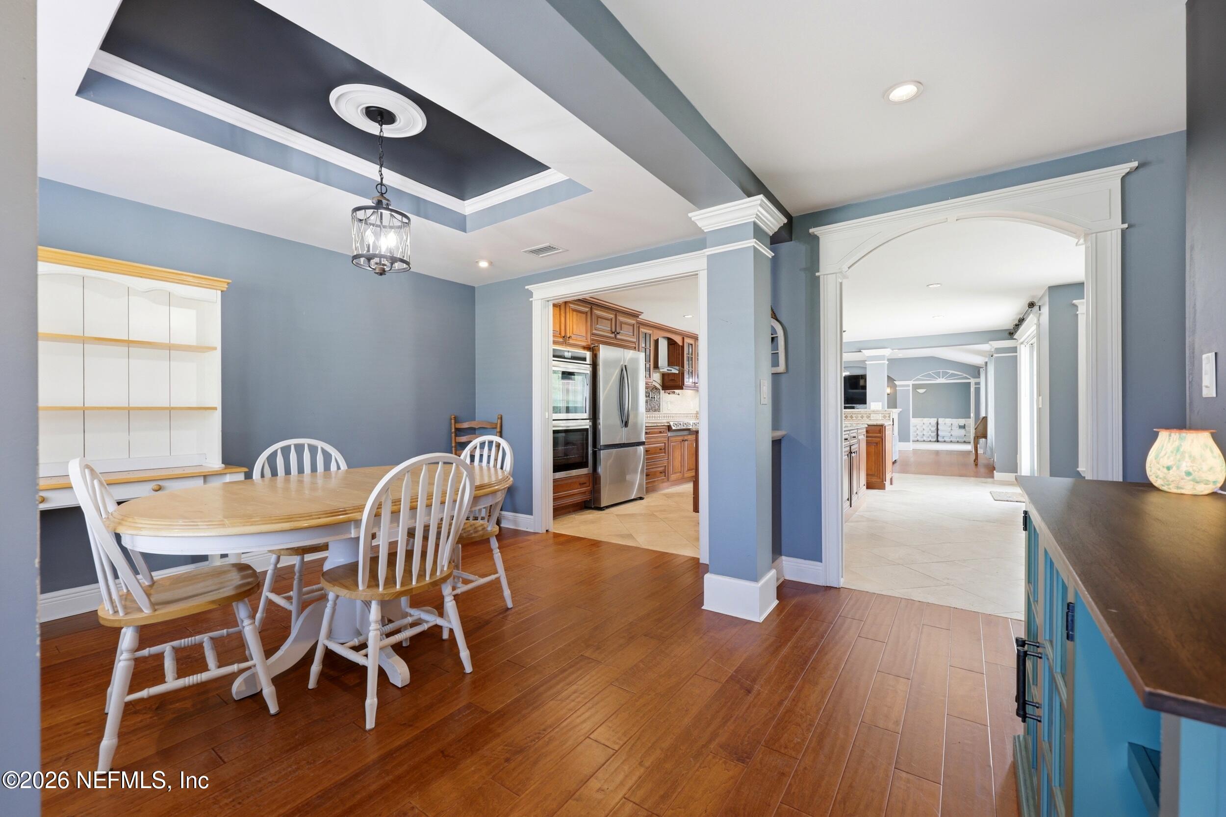 7645 OAK FOREST Road