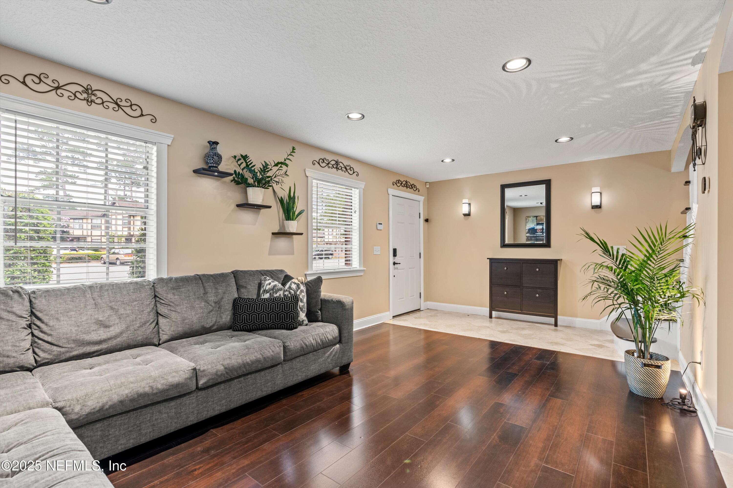 4807 EVENLODE Lane