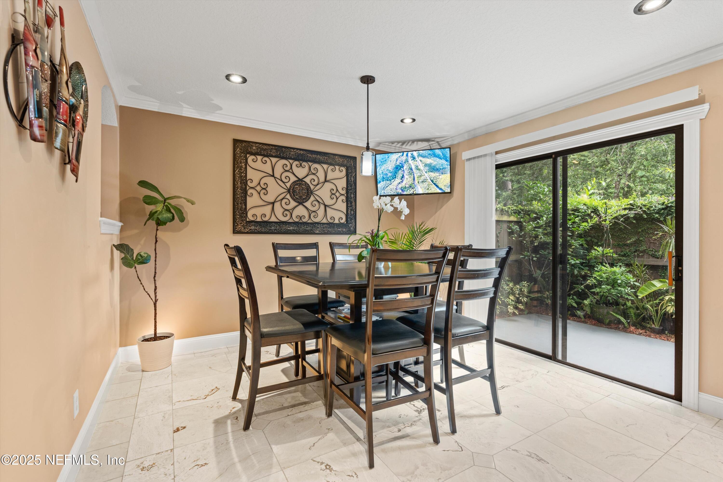 4807 EVENLODE Lane