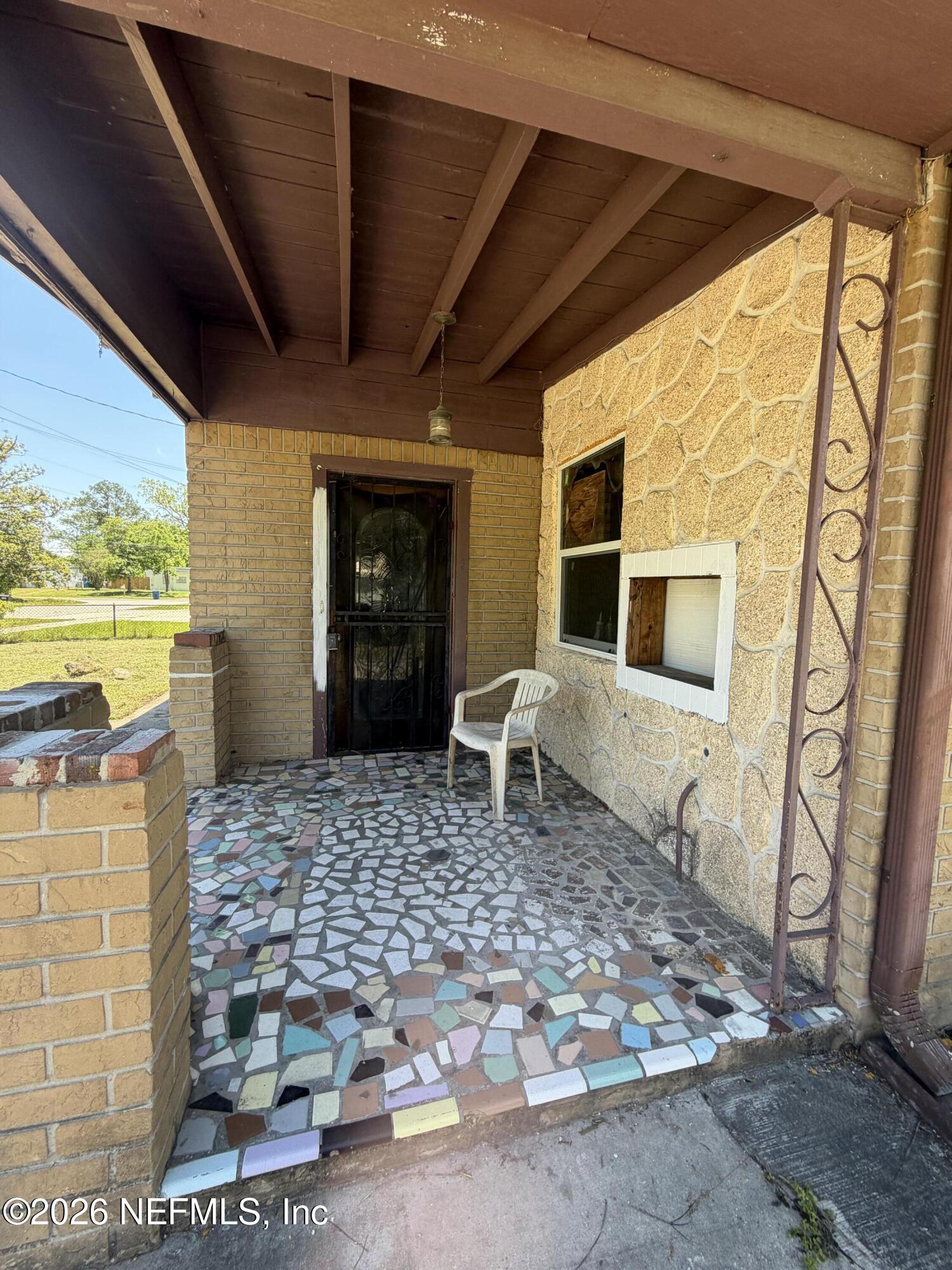 5720 CARNATION Road
