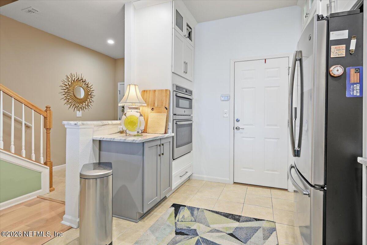 6939 WOODY VINE Drive