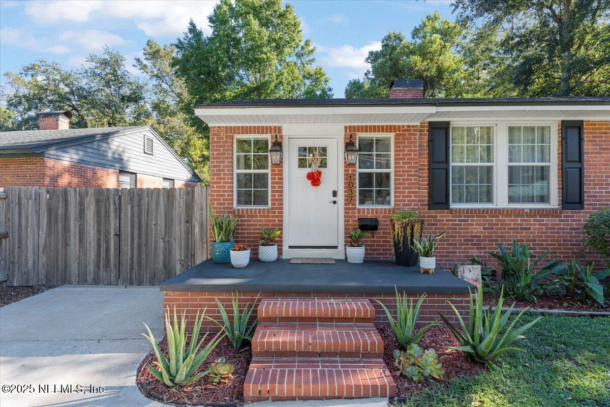 1037 S FAIRWOOD Lane