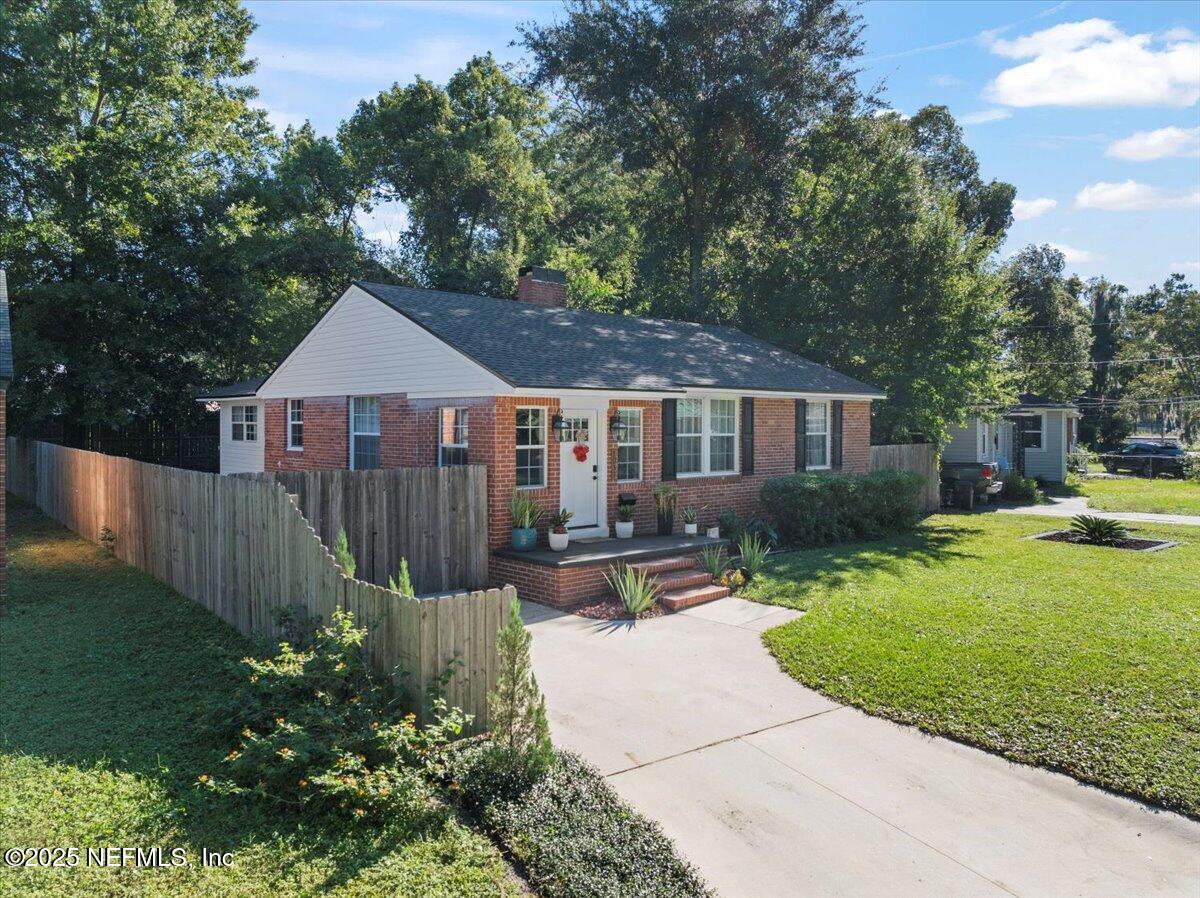 1037 S FAIRWOOD Lane