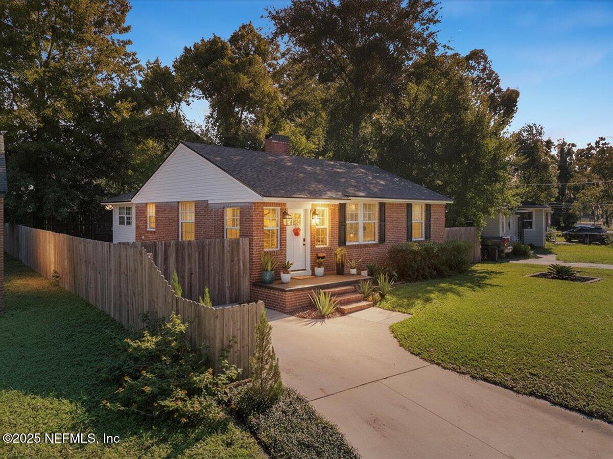 1037 S FAIRWOOD Lane