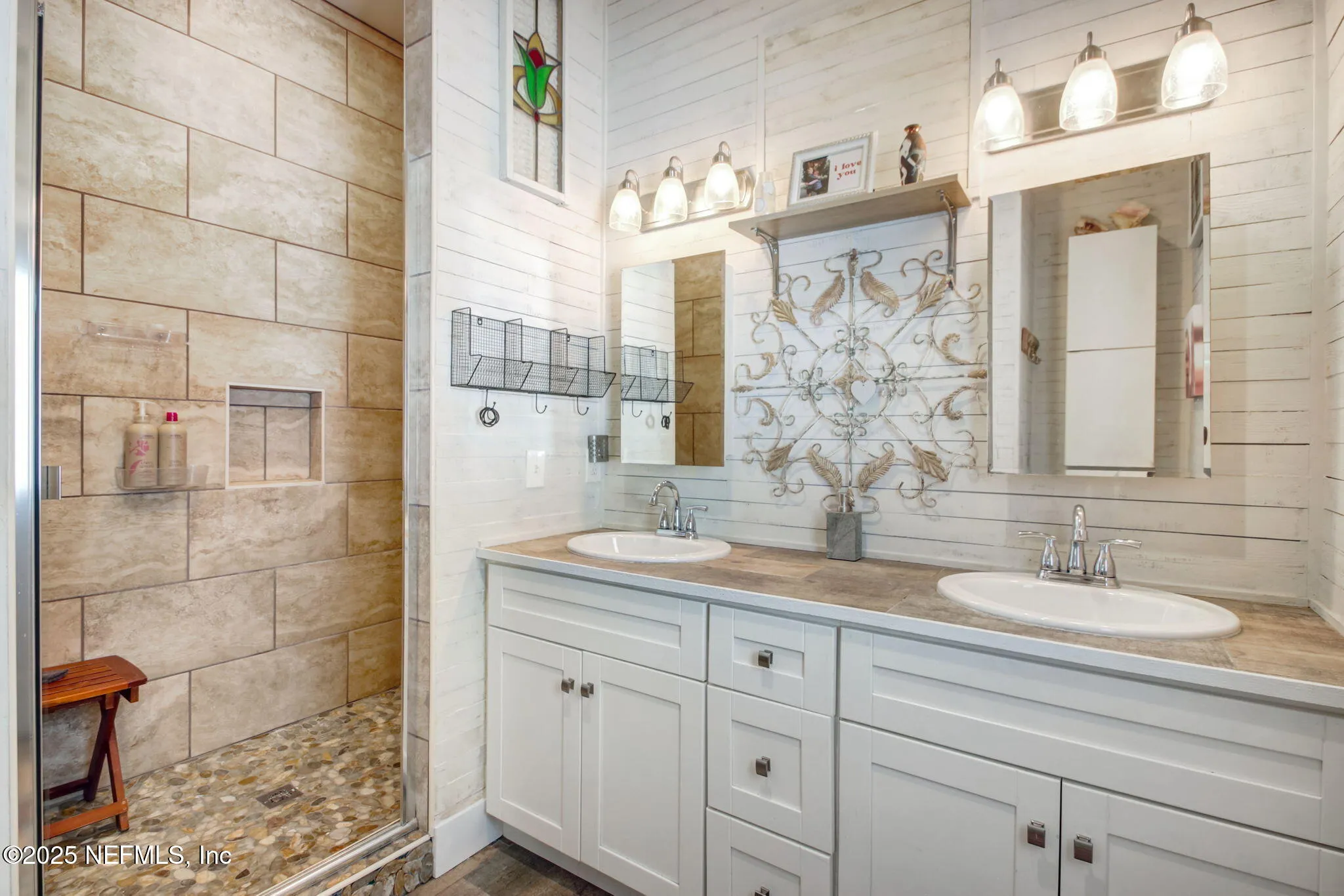 Jacksonville, Florida 32205, United States, 3 Bedrooms Bedrooms, ,2 BathroomsBathrooms,Residential,Active,217750