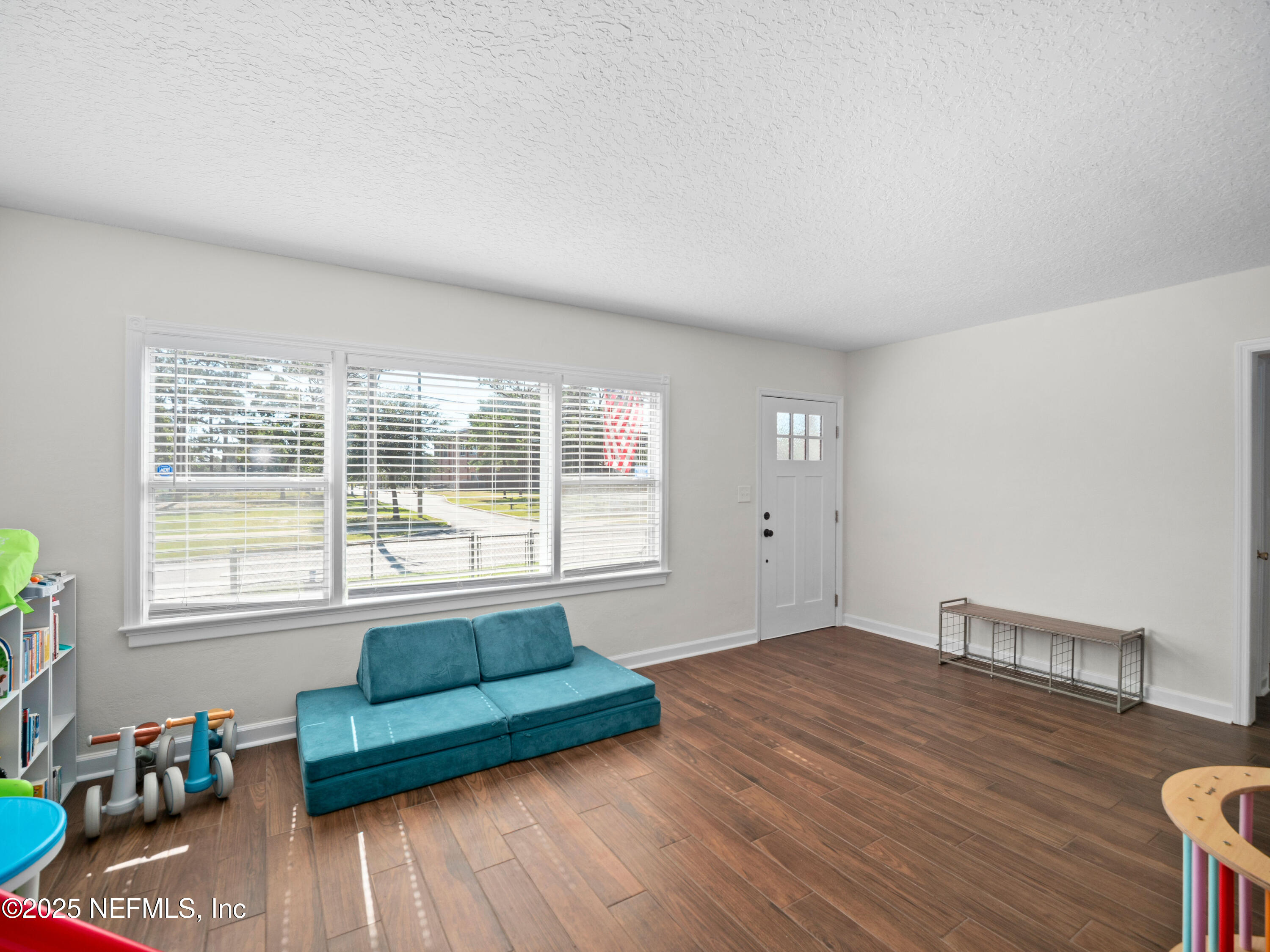 2440 BAYVIEW Road