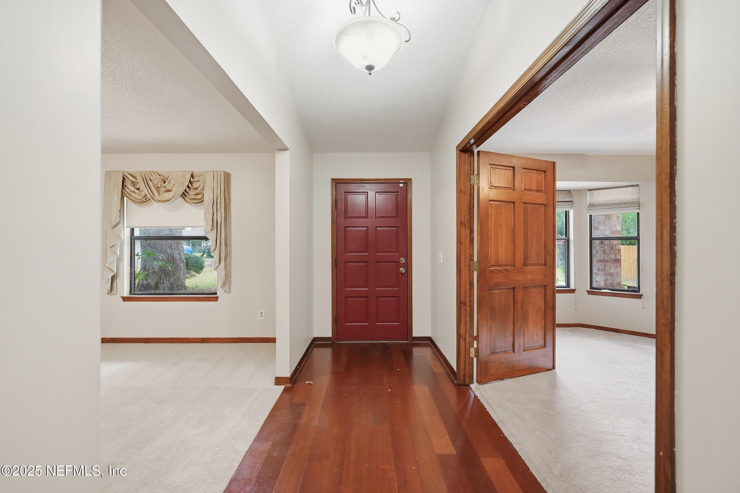 8548 CROSS TIMBERS Drive W